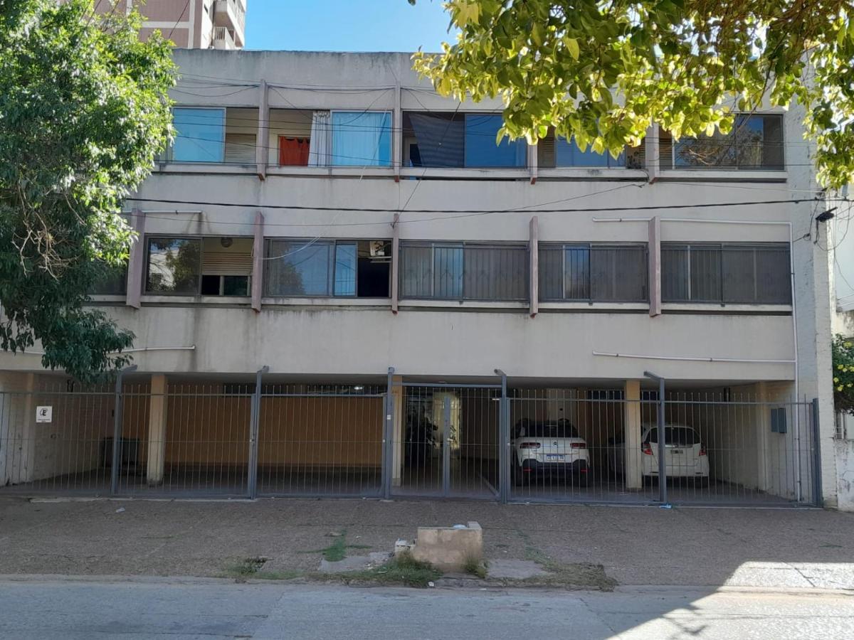 Oteiza Alojamiento Temporario En Resistencia A 150 Mts Peatonal Exterior foto